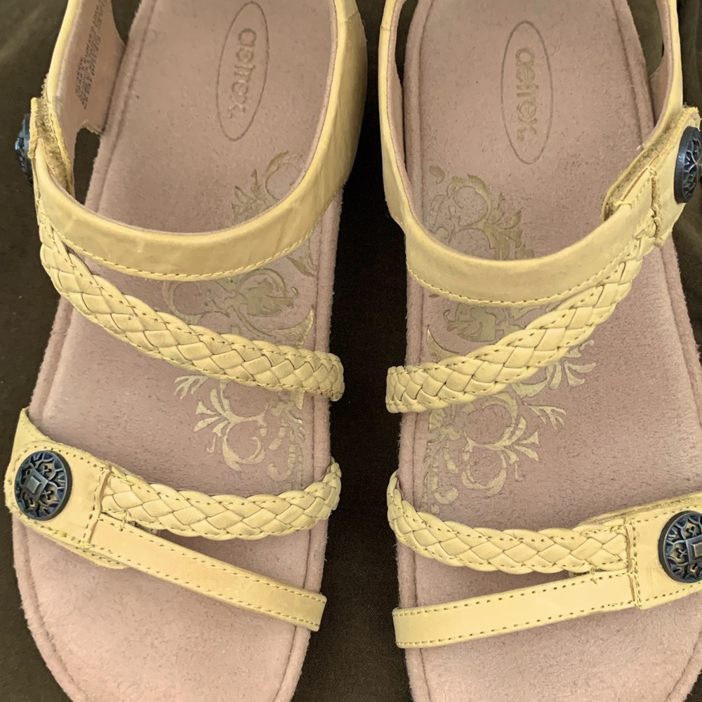 Aetrex Jillian braided sandals, size 8.5